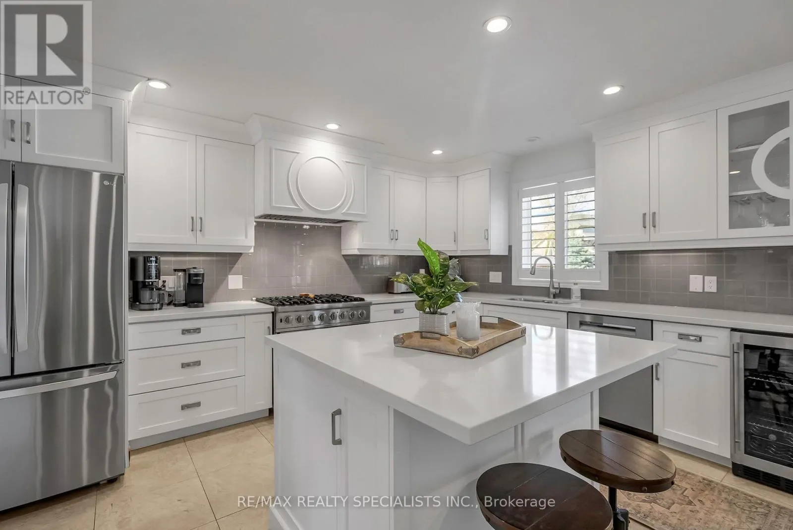 8087 BEAVER GLEN DRIVE
