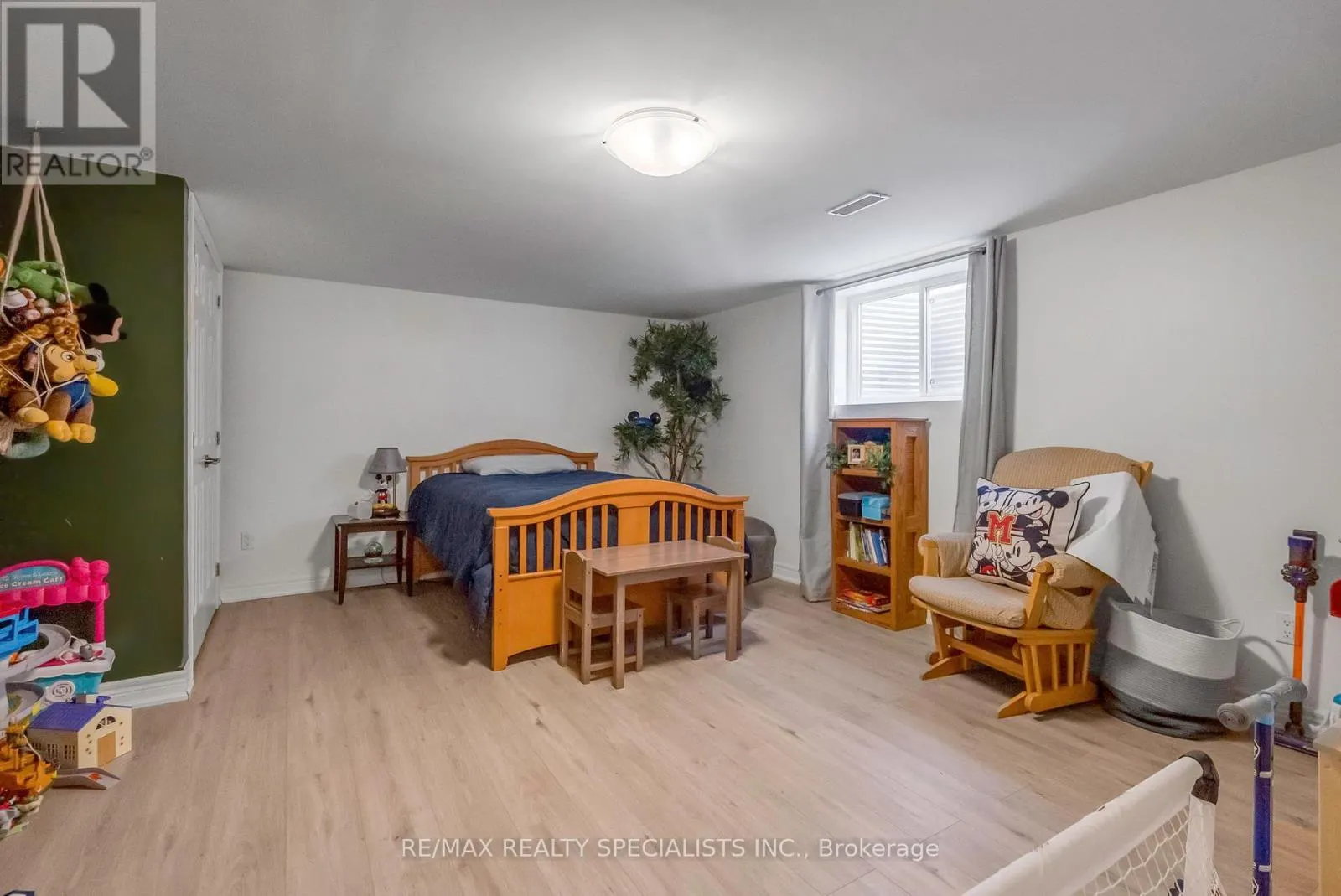 8087 BEAVER GLEN DRIVE