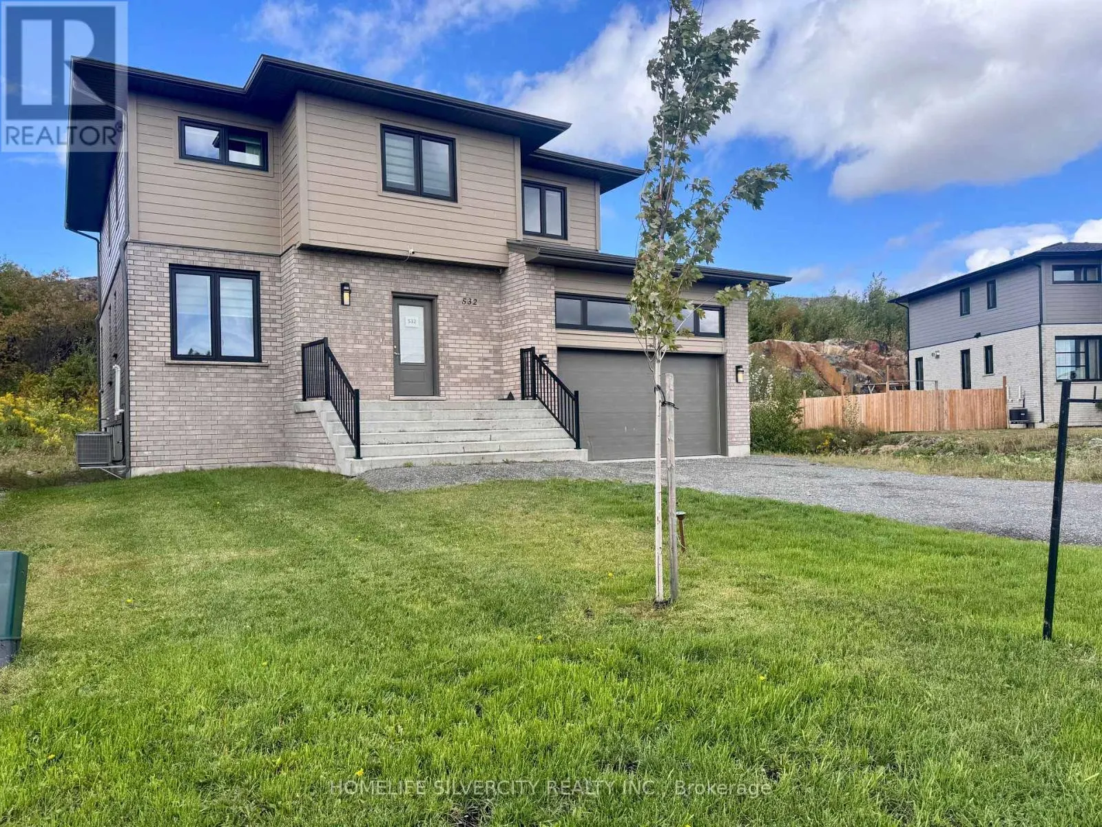 532 BONAVENTURE COURT