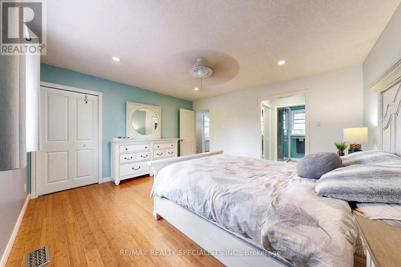 99 PINNACLE DRIVE