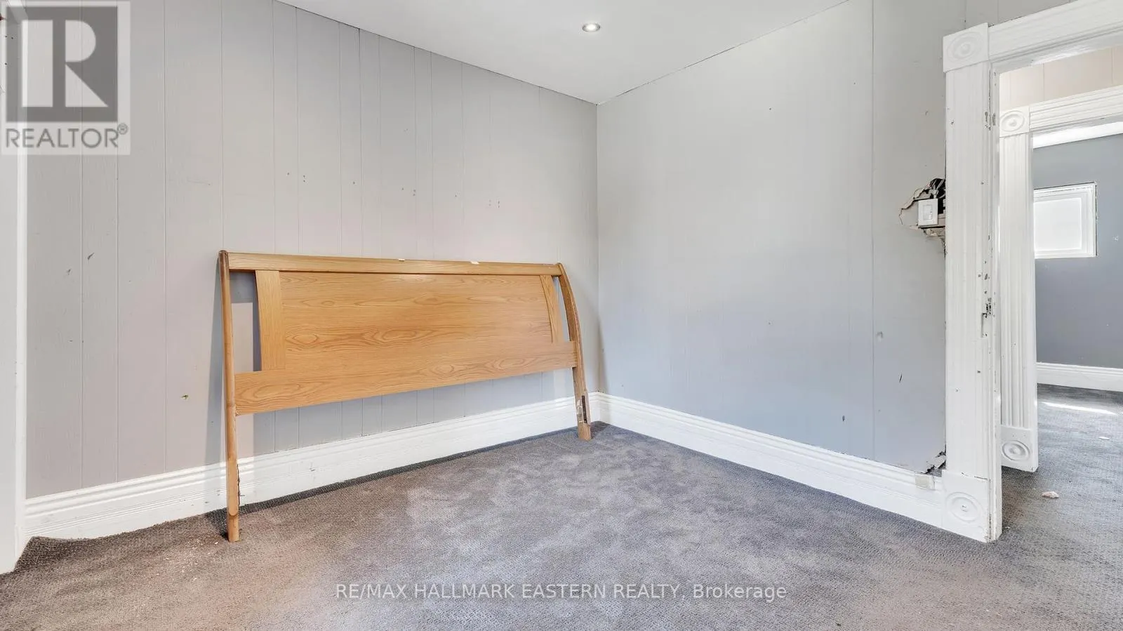 14 OTTAWA STREET W