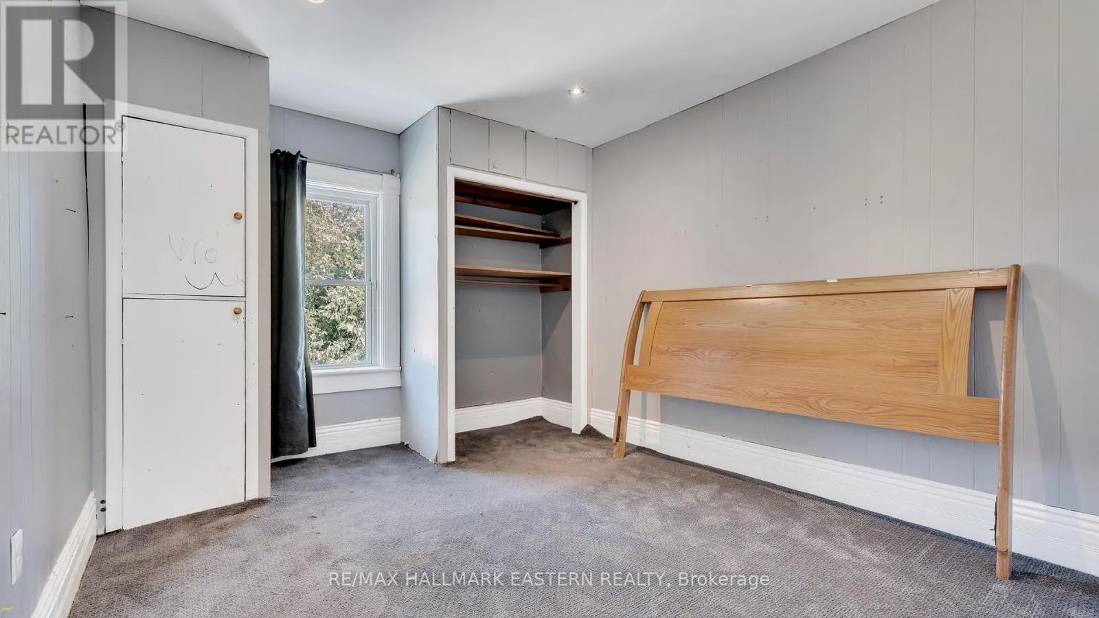 14 OTTAWA STREET W
