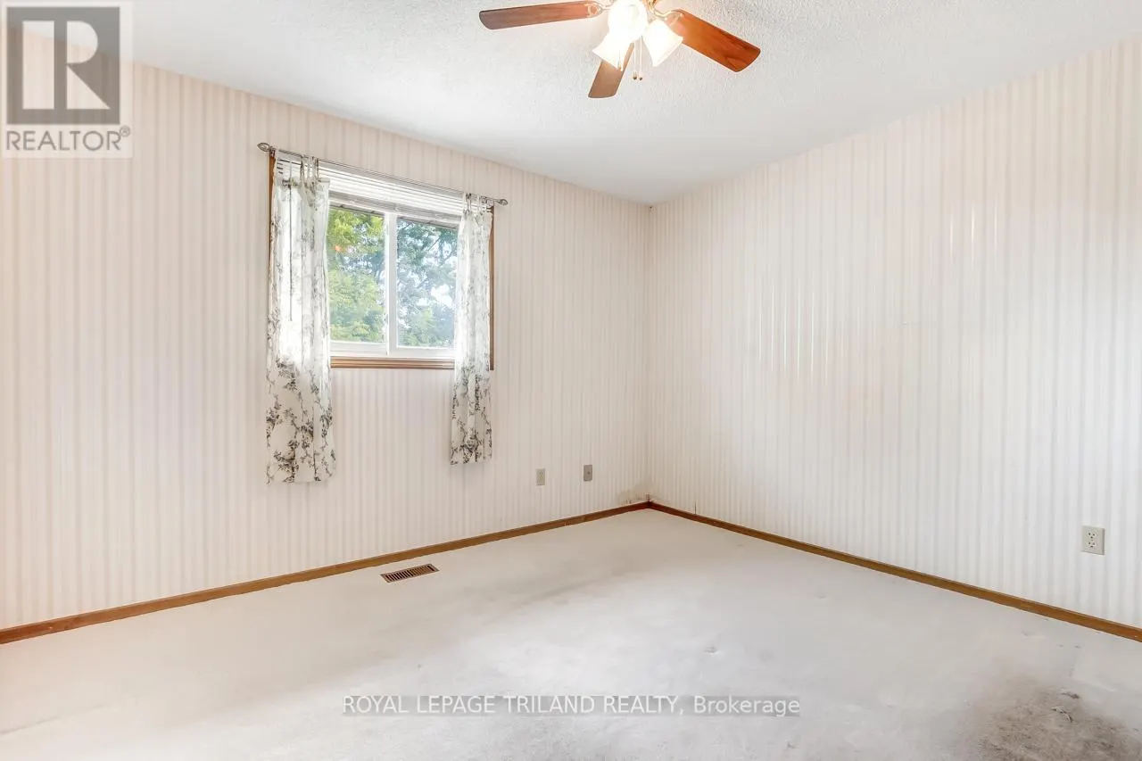 306 HIGHVIEW DRIVE