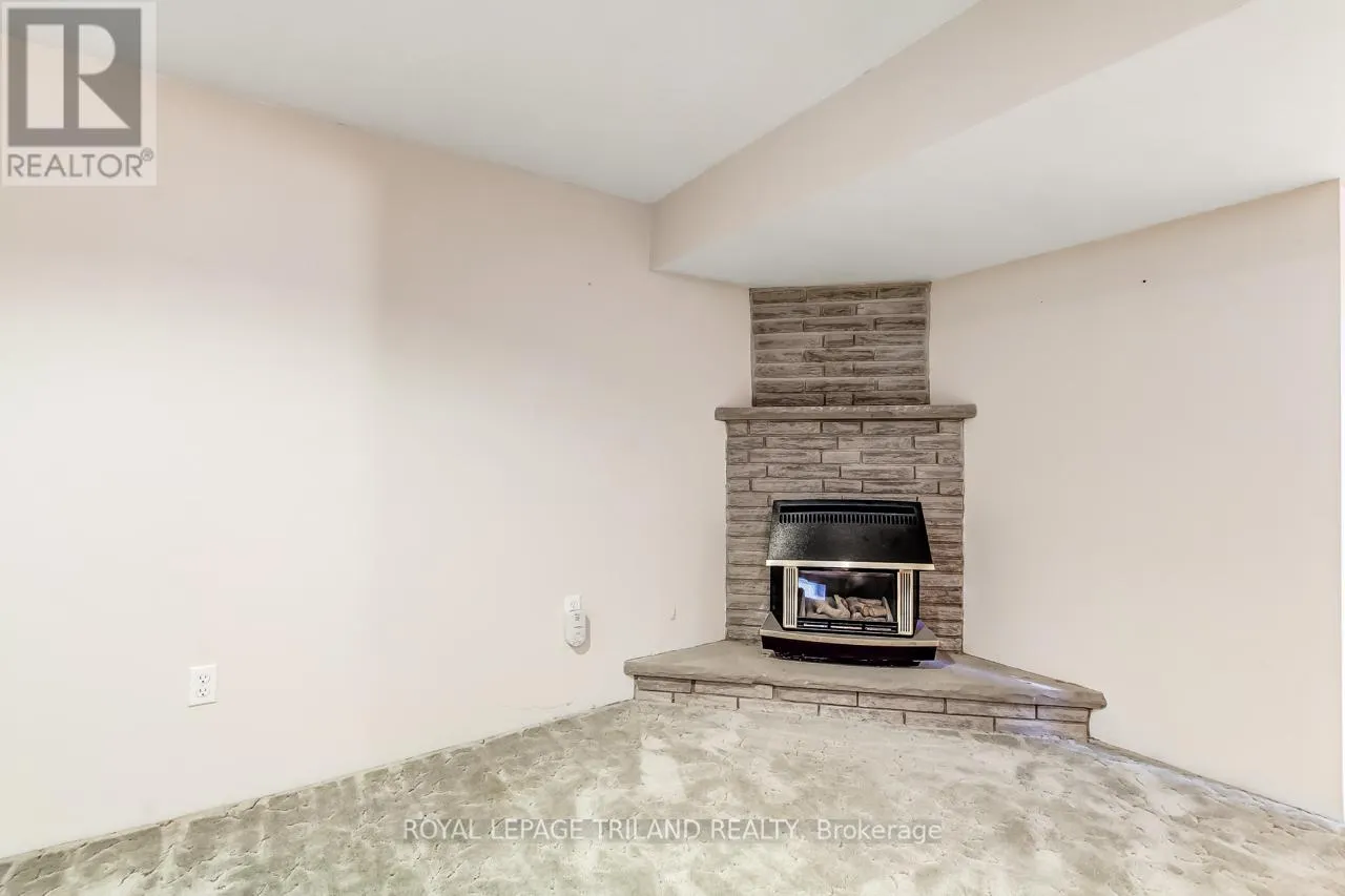 306 HIGHVIEW DRIVE