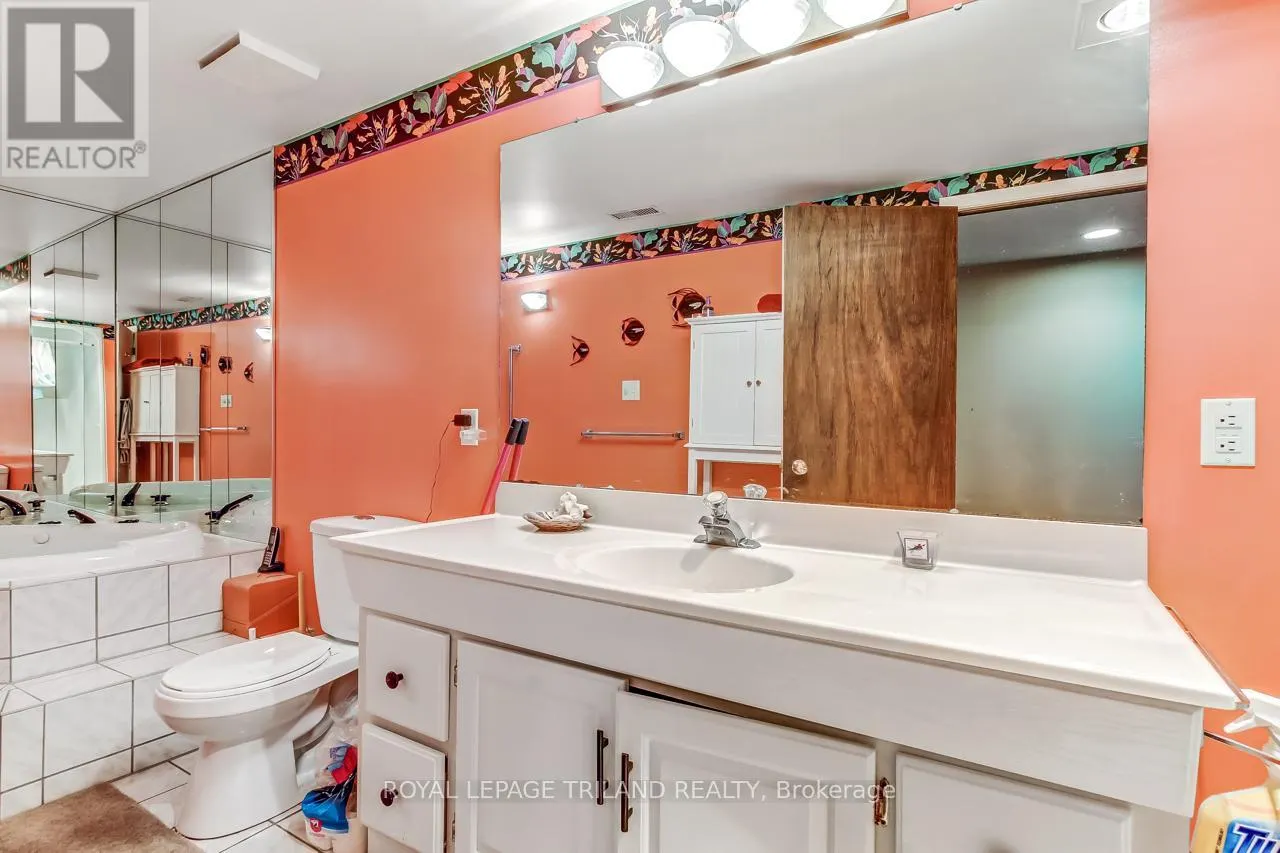 306 HIGHVIEW DRIVE