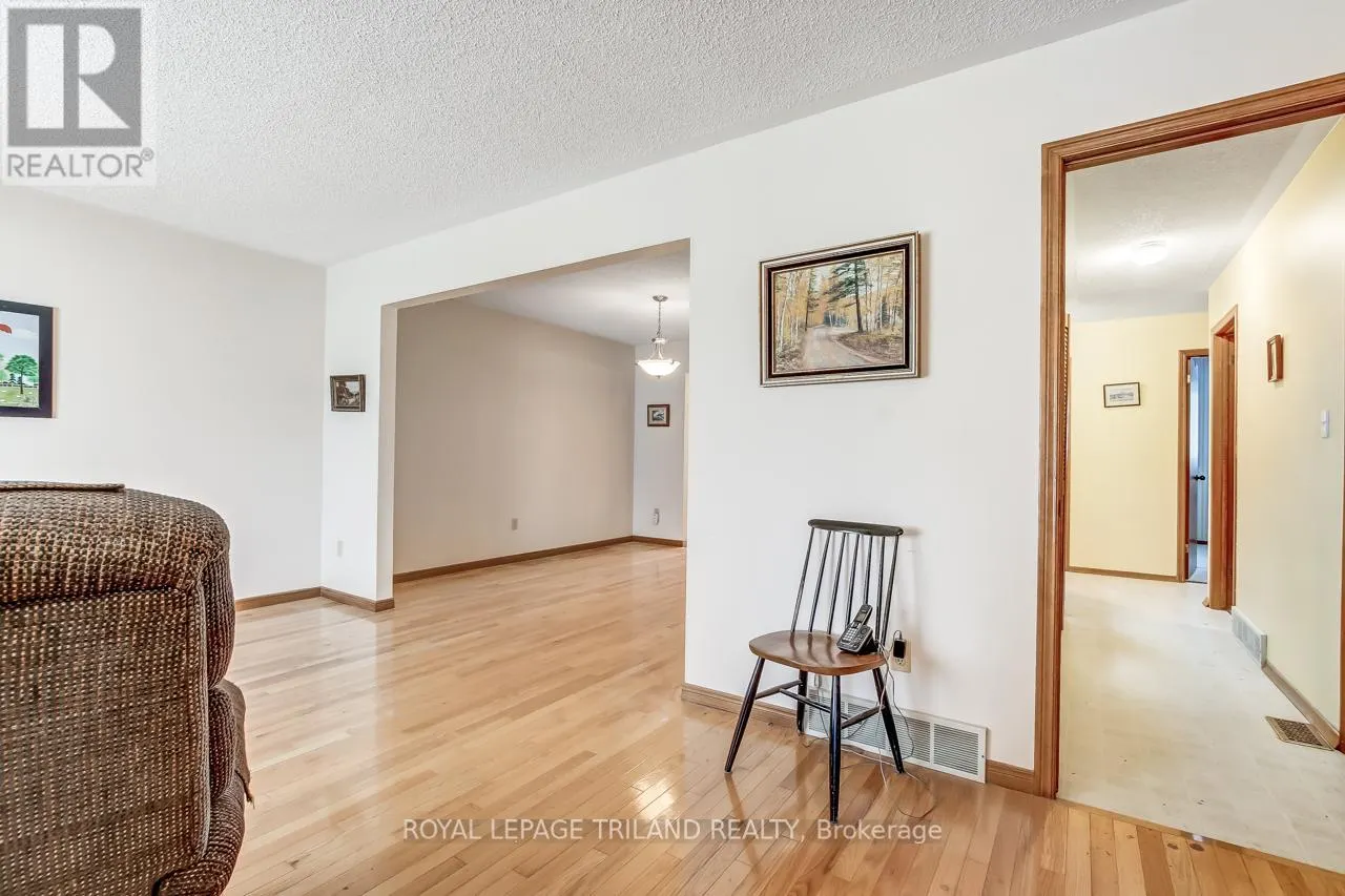 306 HIGHVIEW DRIVE