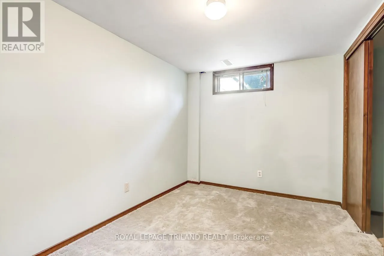 306 HIGHVIEW DRIVE