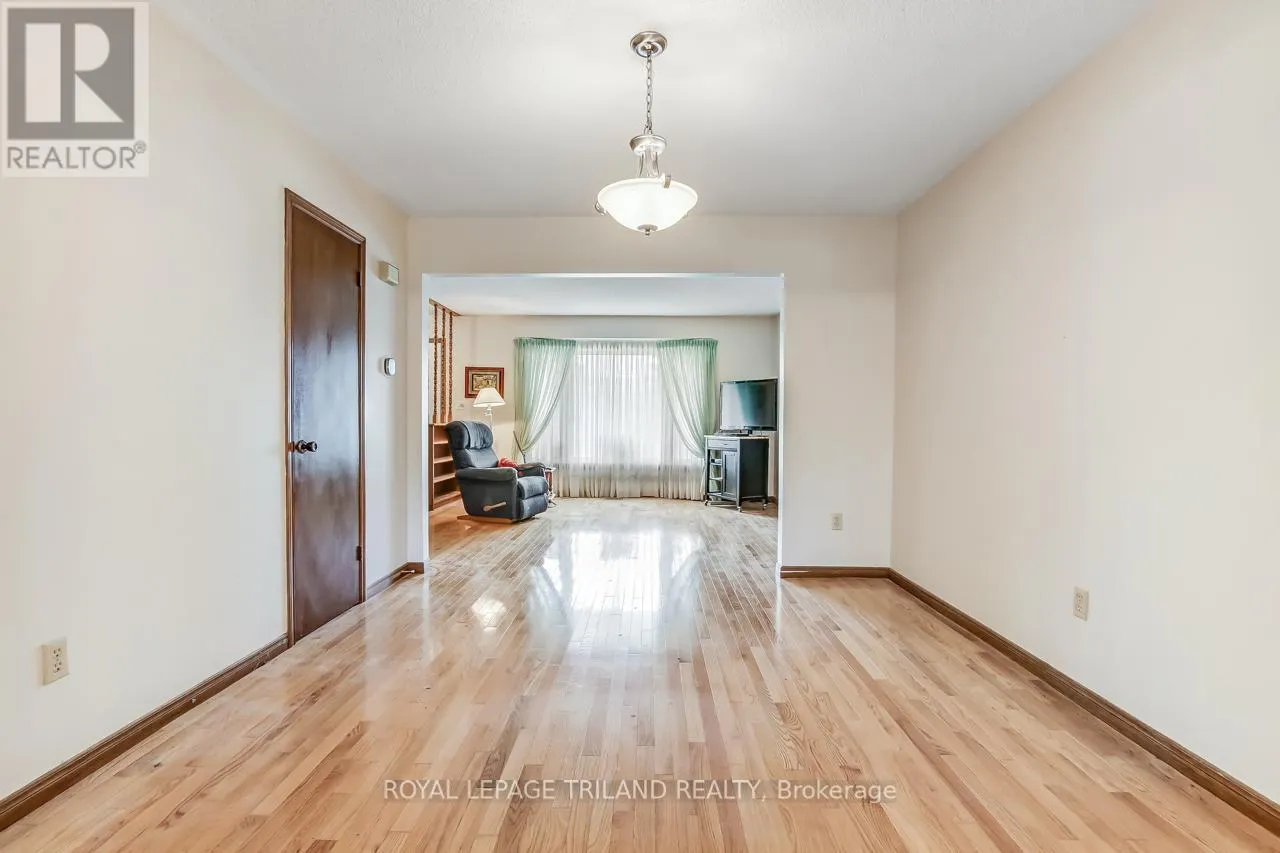 306 HIGHVIEW DRIVE