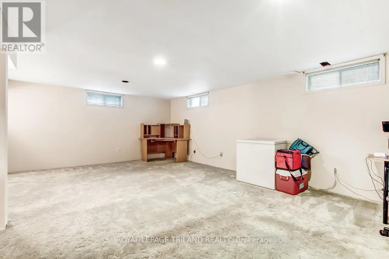 306 HIGHVIEW DRIVE
