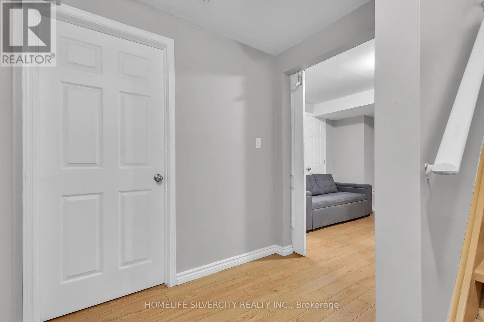 28 SILVERTHORNE DRIVE