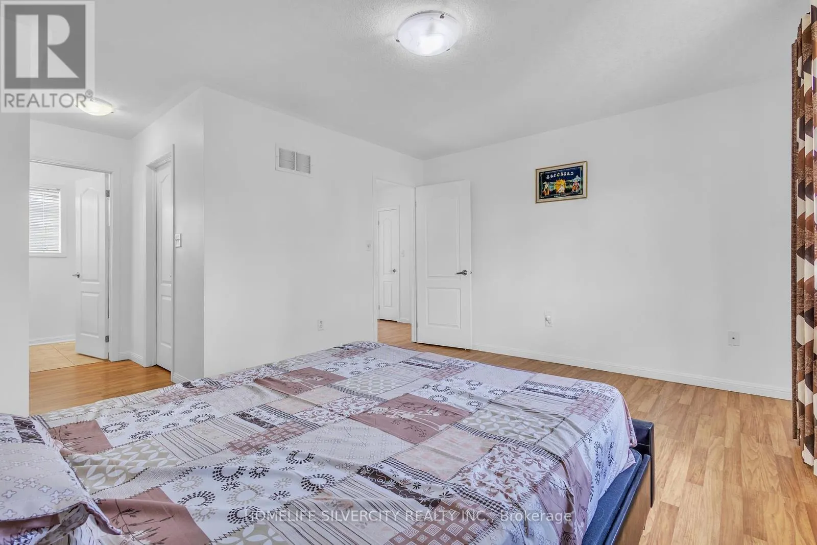 28 SILVERTHORNE DRIVE