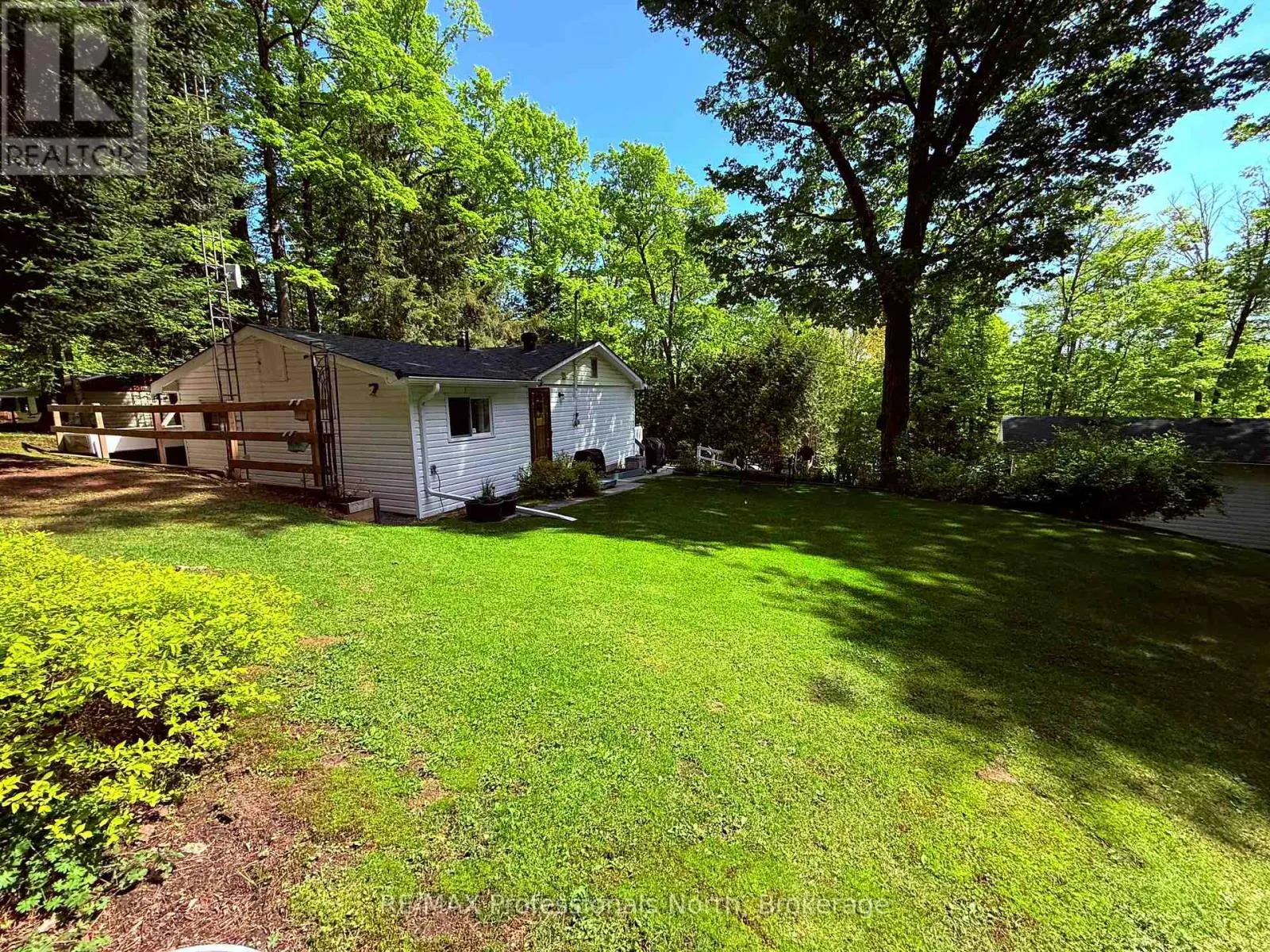 1039 GRACE RIVER ROAD