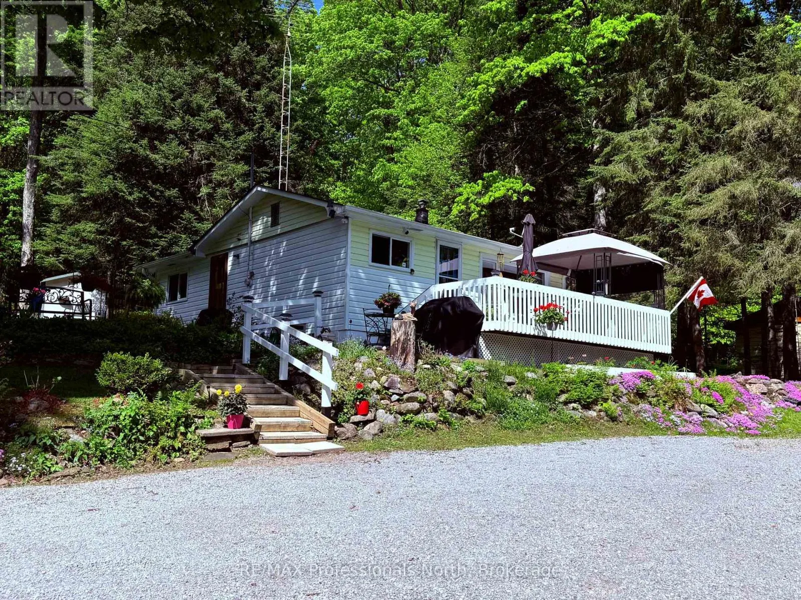 1039 GRACE RIVER ROAD