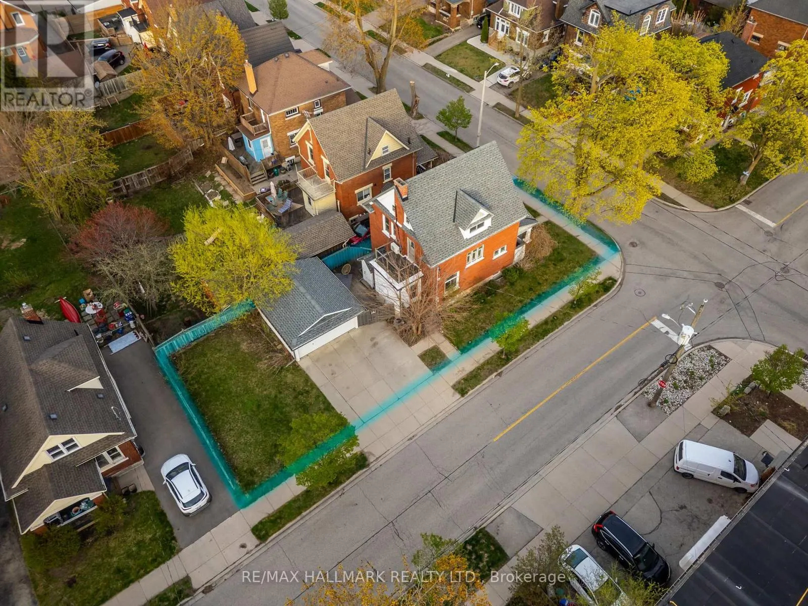 120 CAMERON STREET N