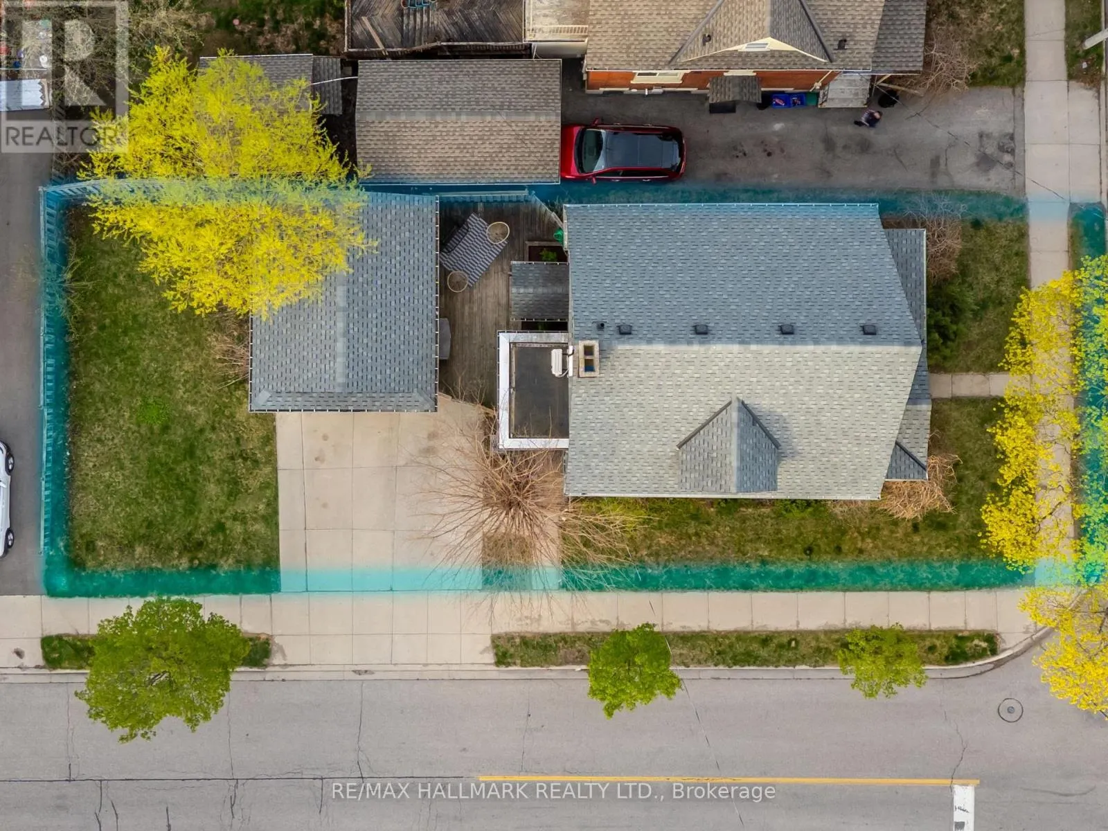 120 CAMERON STREET N