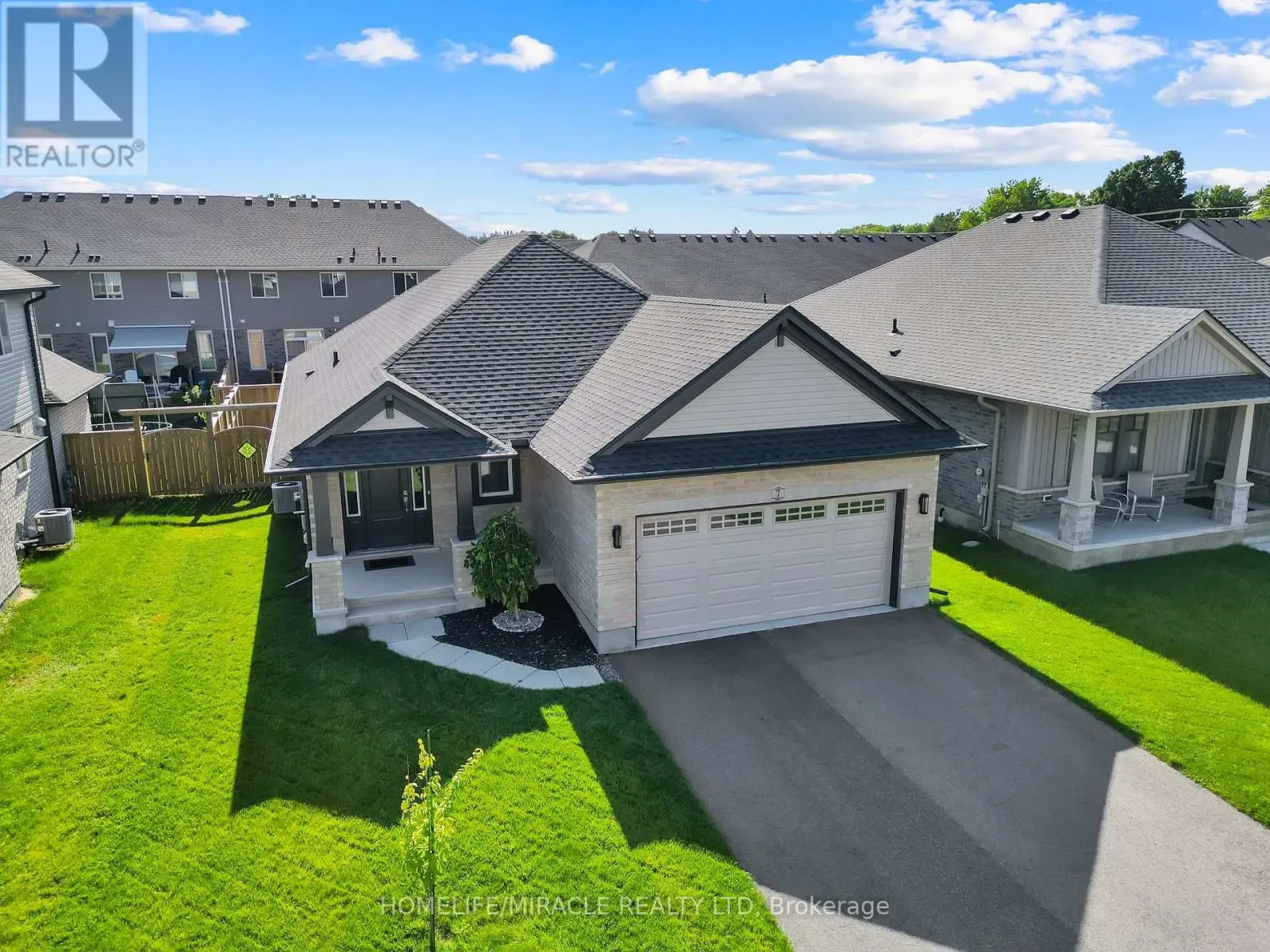 7 CURREN CRESCENT