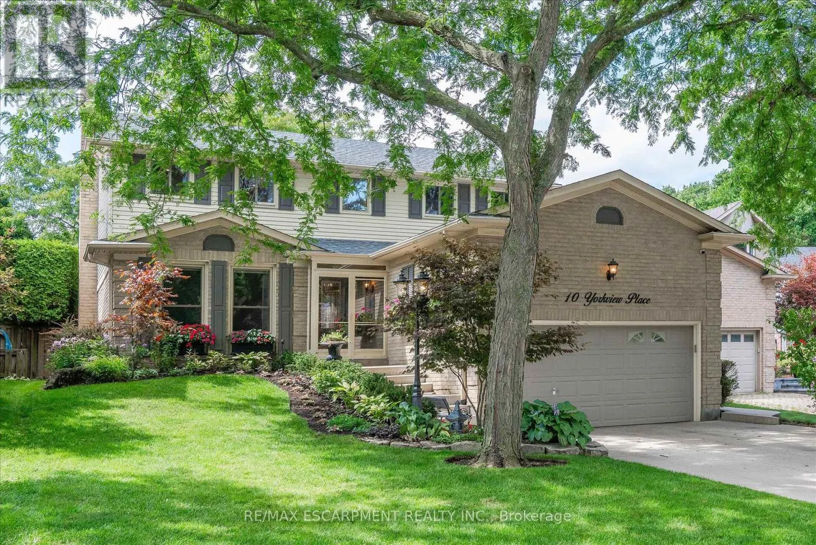10 YORKVIEW PLACE