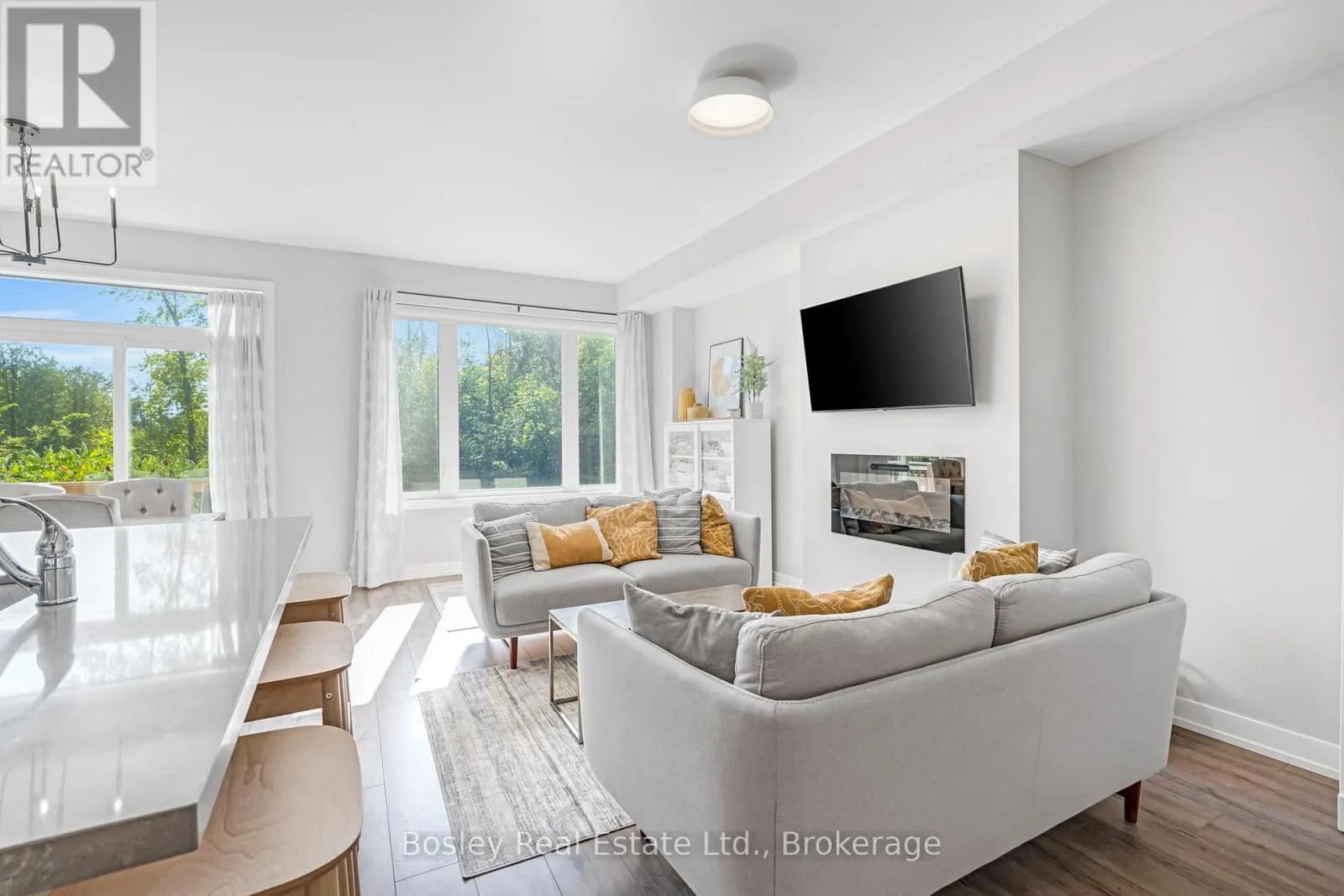 2 - 218 CROSSWINDS BOULEVARD, #2