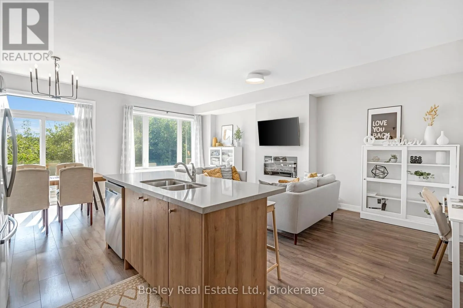 2 - 218 CROSSWINDS BOULEVARD, #2