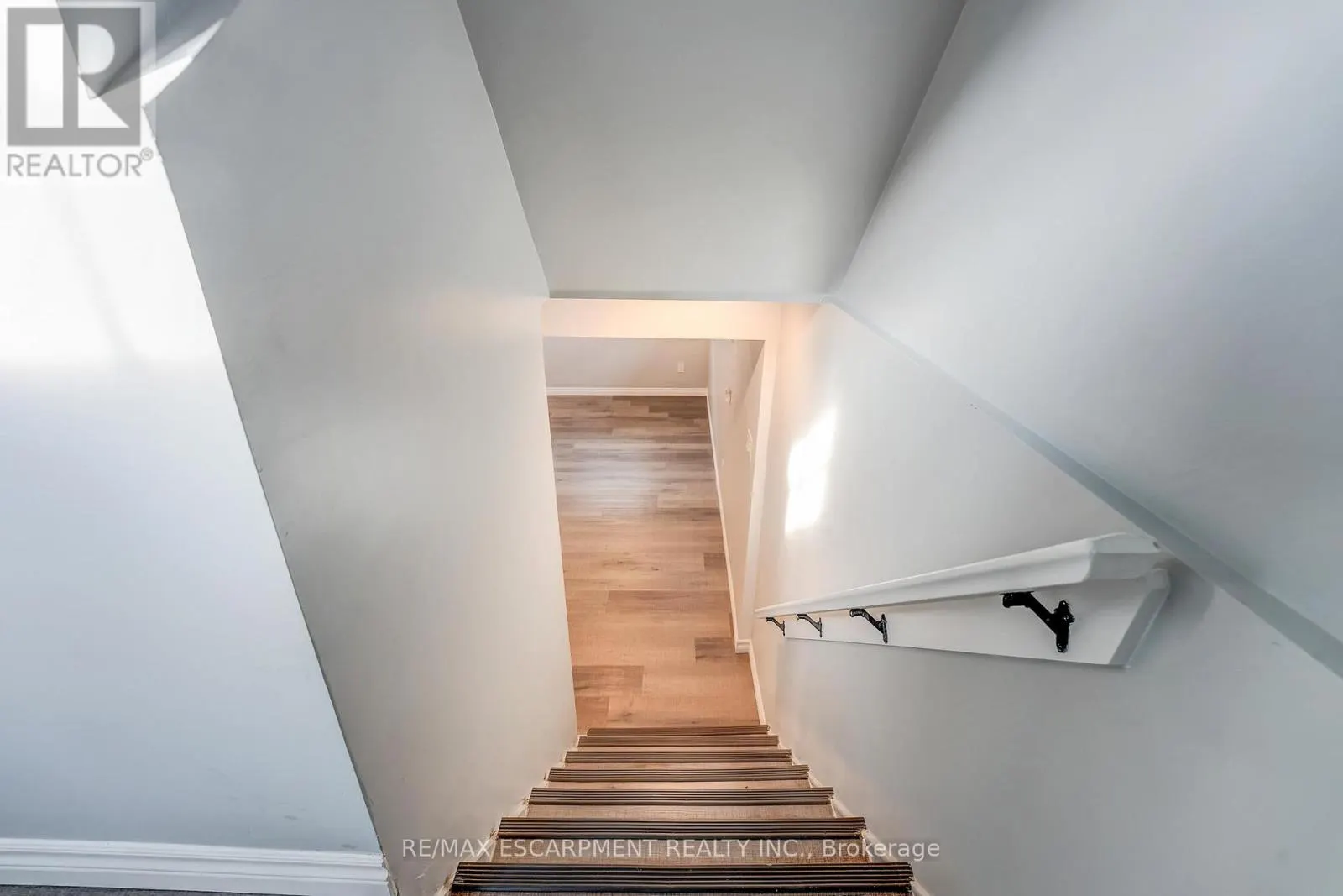 2 LOWER - 326 EAST 42ND STREET