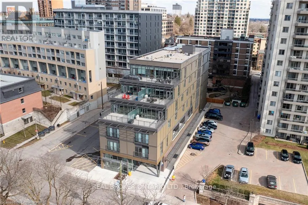 207 - 51 DAVID STREET