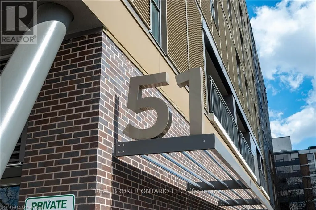 207 - 51 DAVID STREET