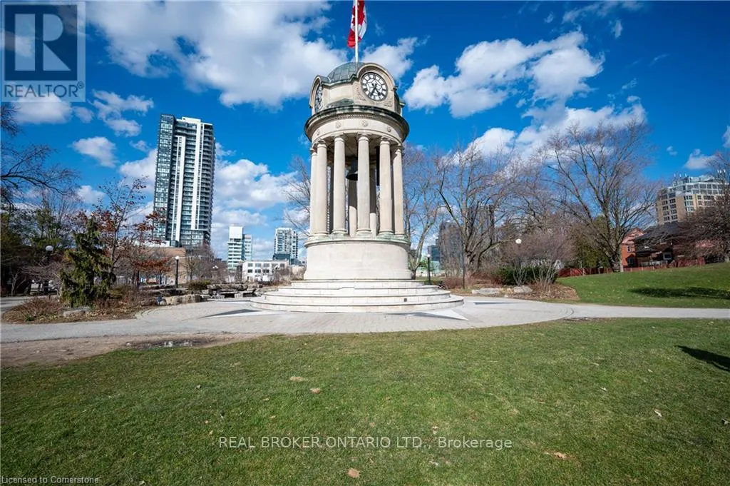 207 - 51 DAVID STREET