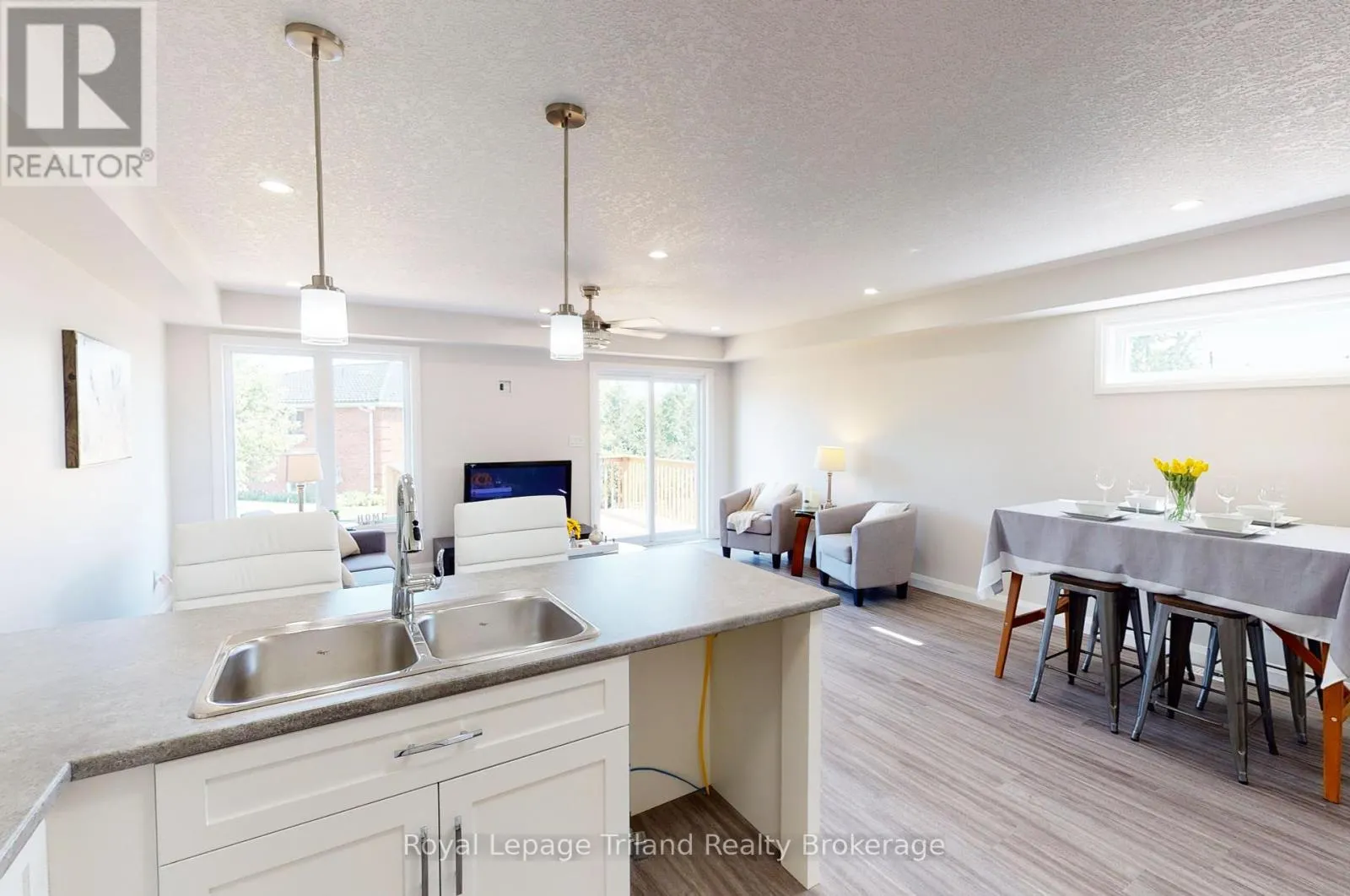 UNIT A - 137 WIMPOLE STREET, #Unit A