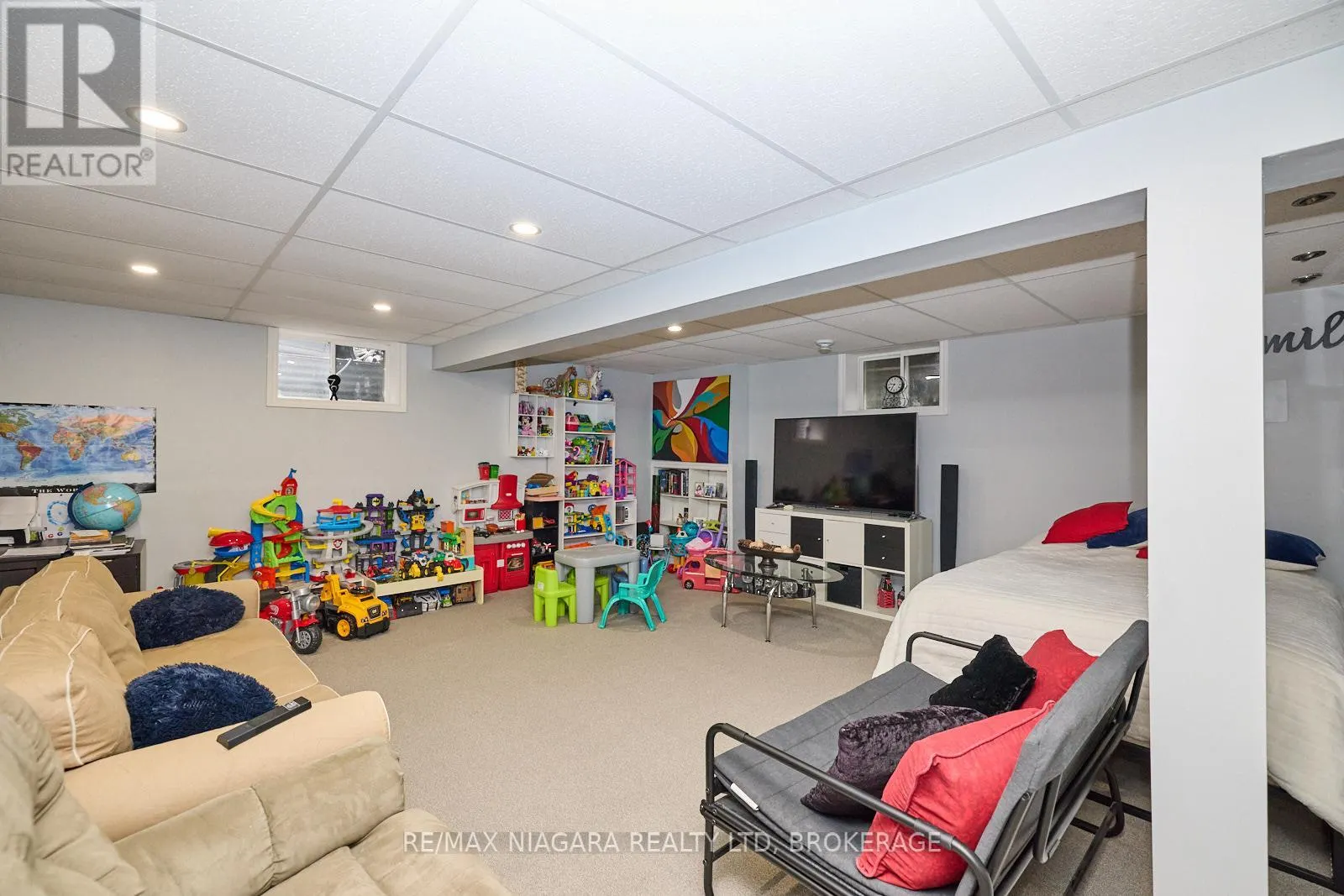 637 CARL ROAD