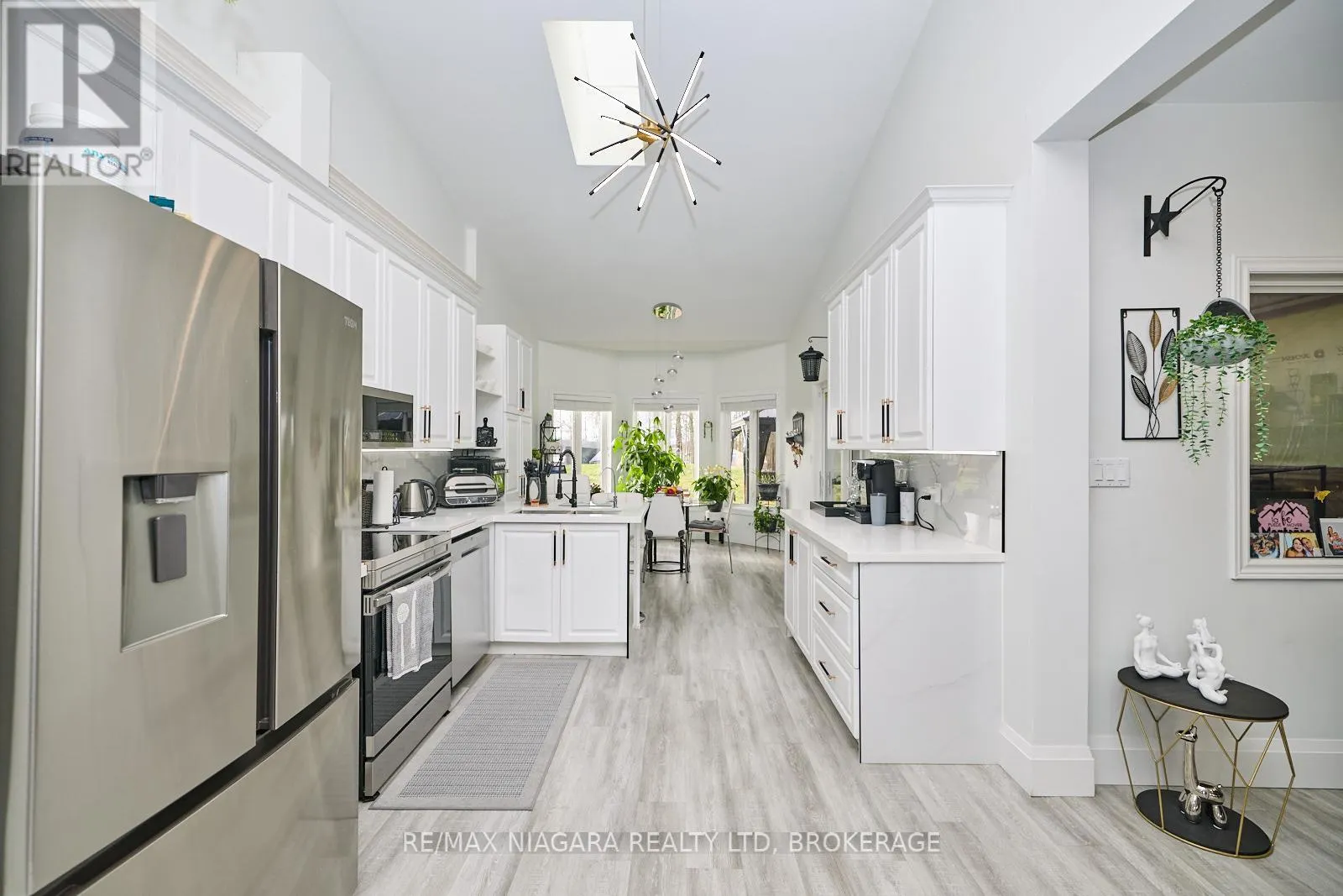 637 CARL ROAD