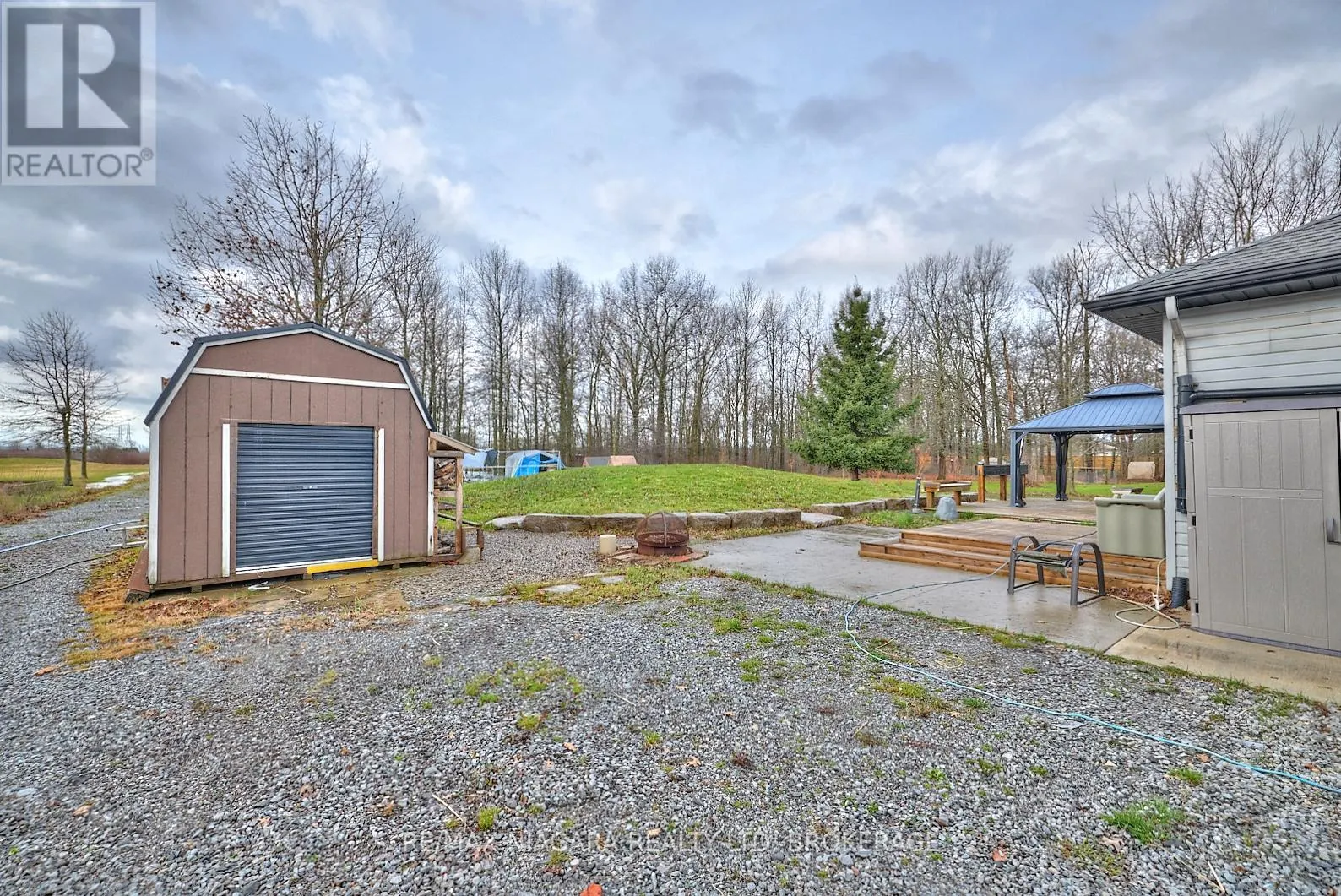 637 CARL ROAD