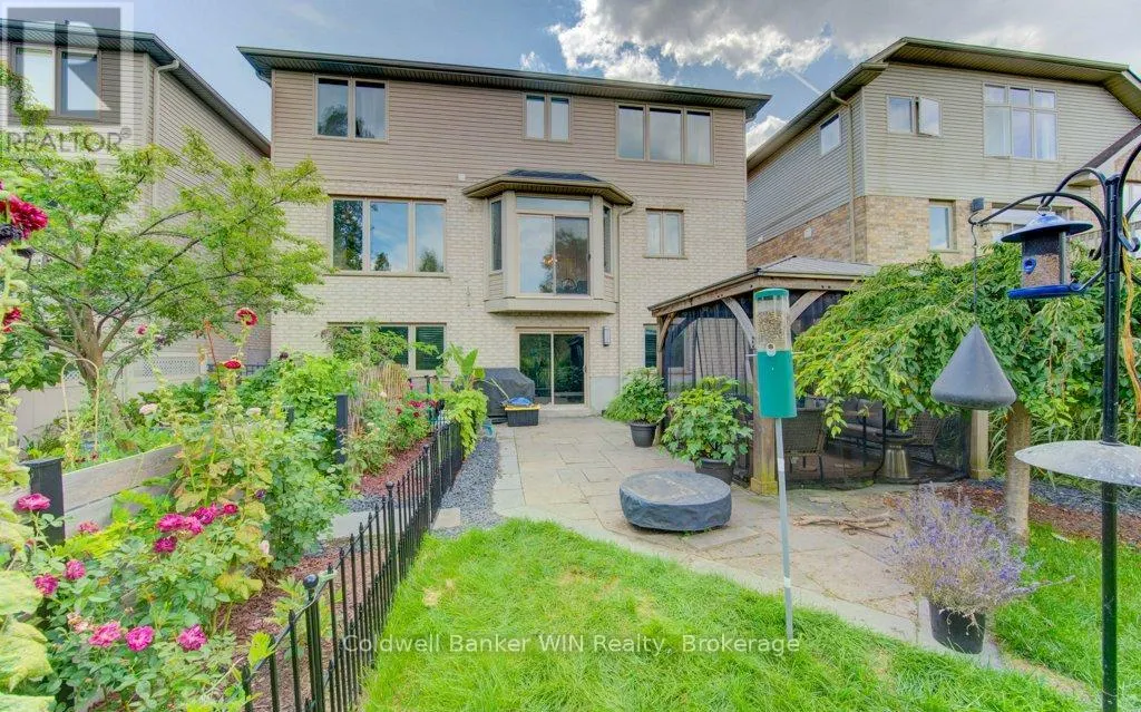 422 RIDEAU RIVER STREET