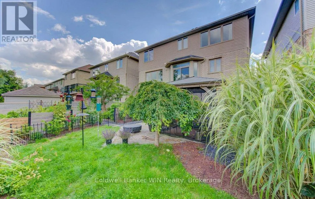 422 RIDEAU RIVER STREET