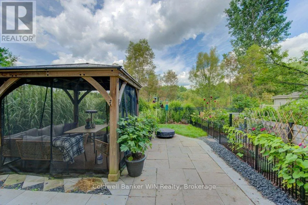 422 RIDEAU RIVER STREET