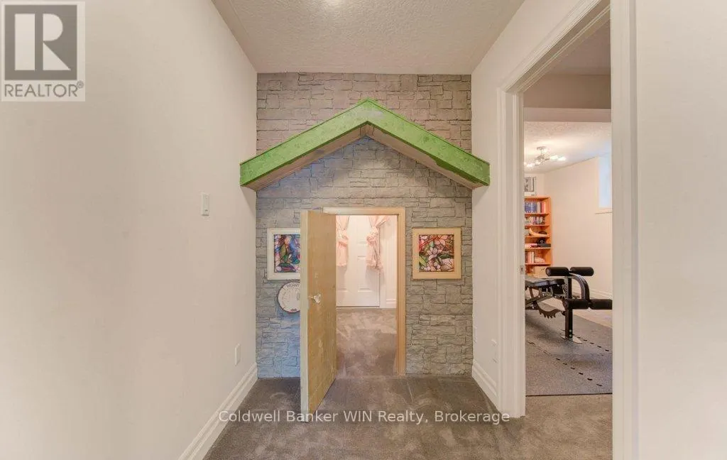 422 RIDEAU RIVER STREET