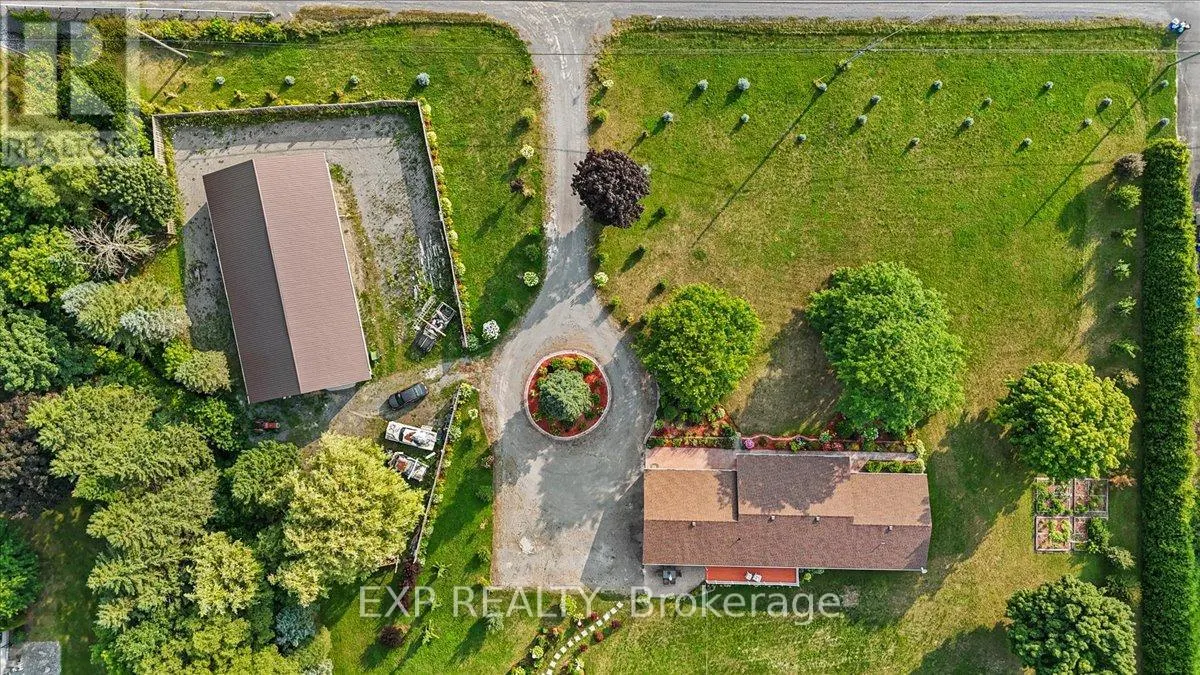 3382 CARP ROAD