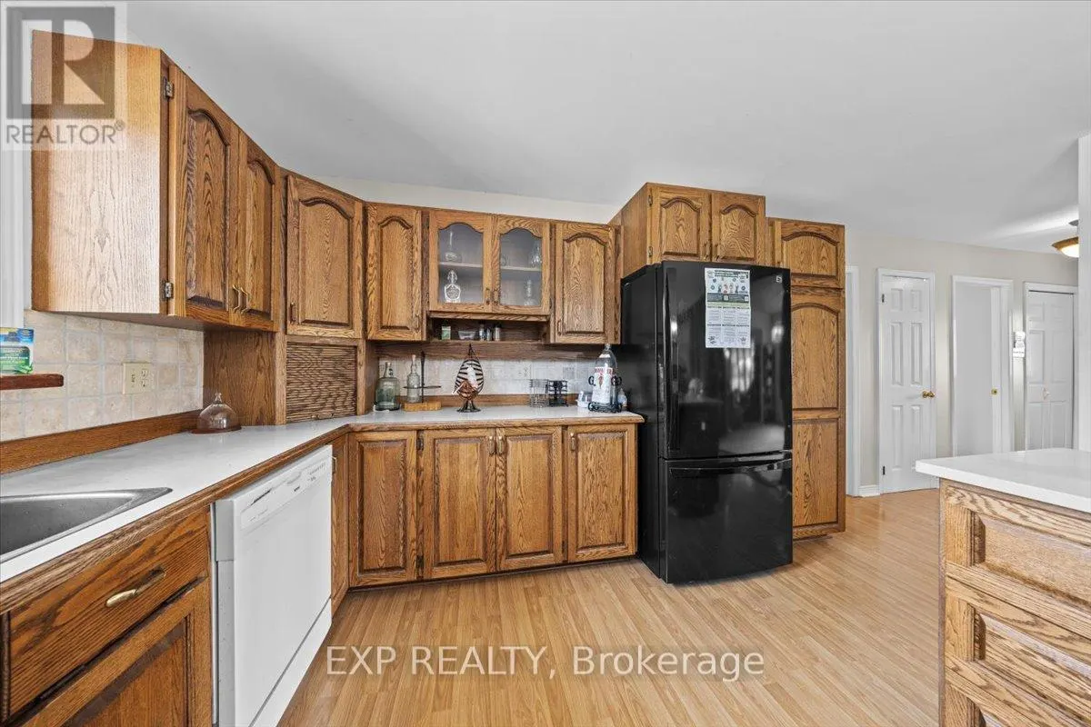 3382 CARP ROAD