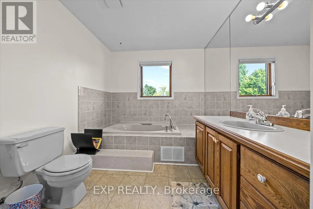 3382 CARP ROAD
