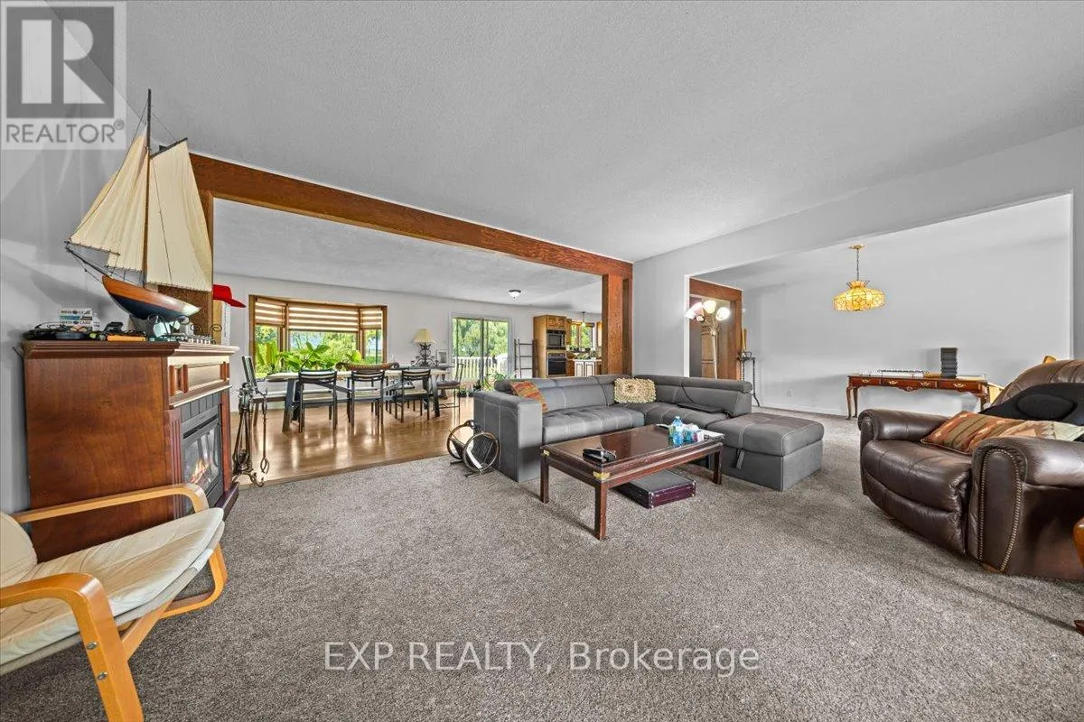 3382 CARP ROAD