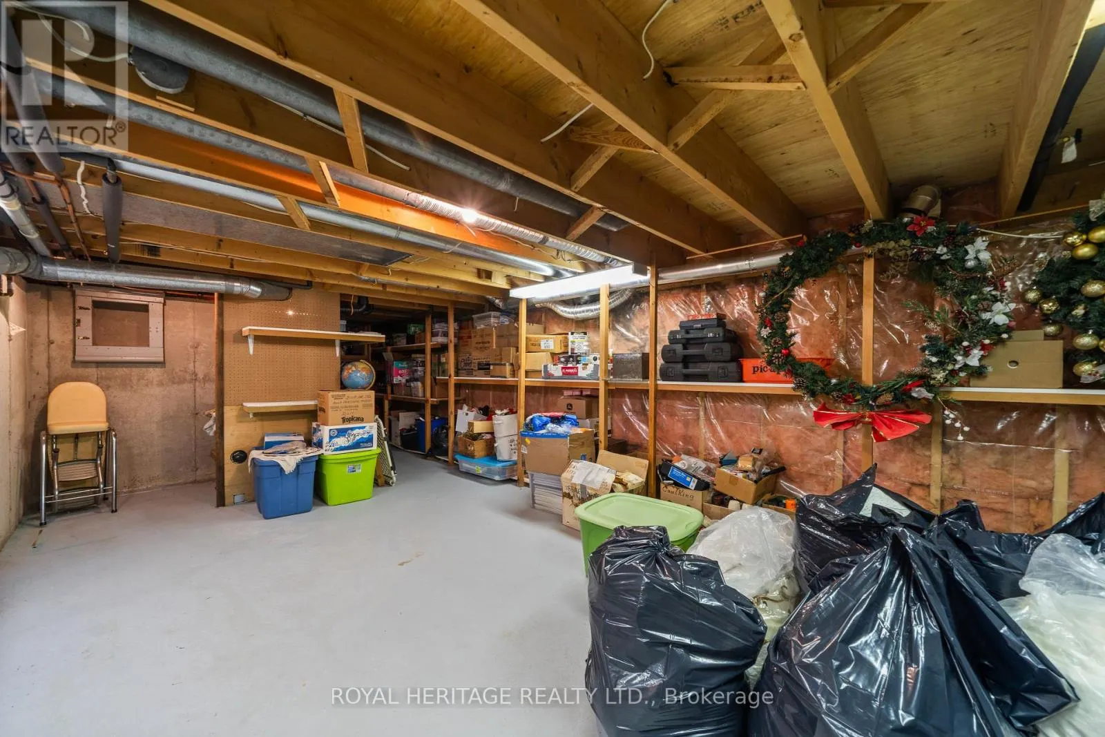 15 IROQUOIS AVENUE