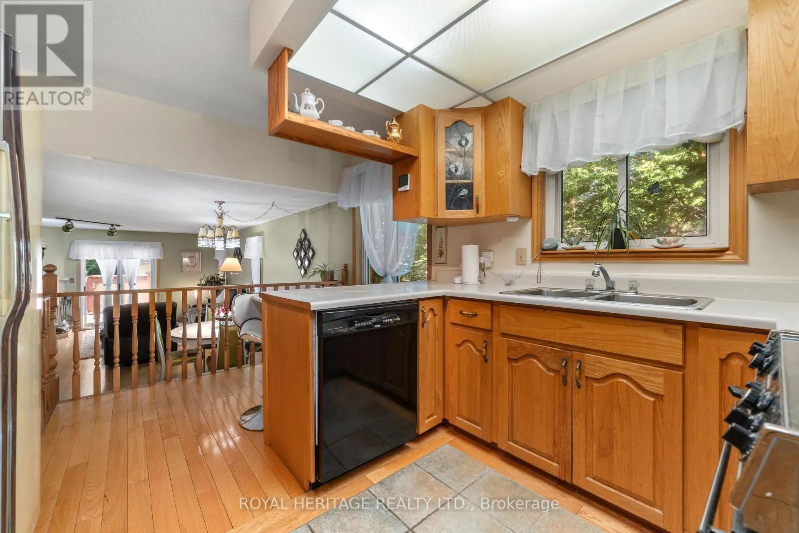 15 IROQUOIS AVENUE
