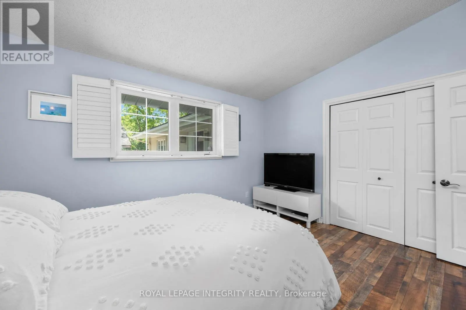 3 BRIARCLIFFE DRIVE