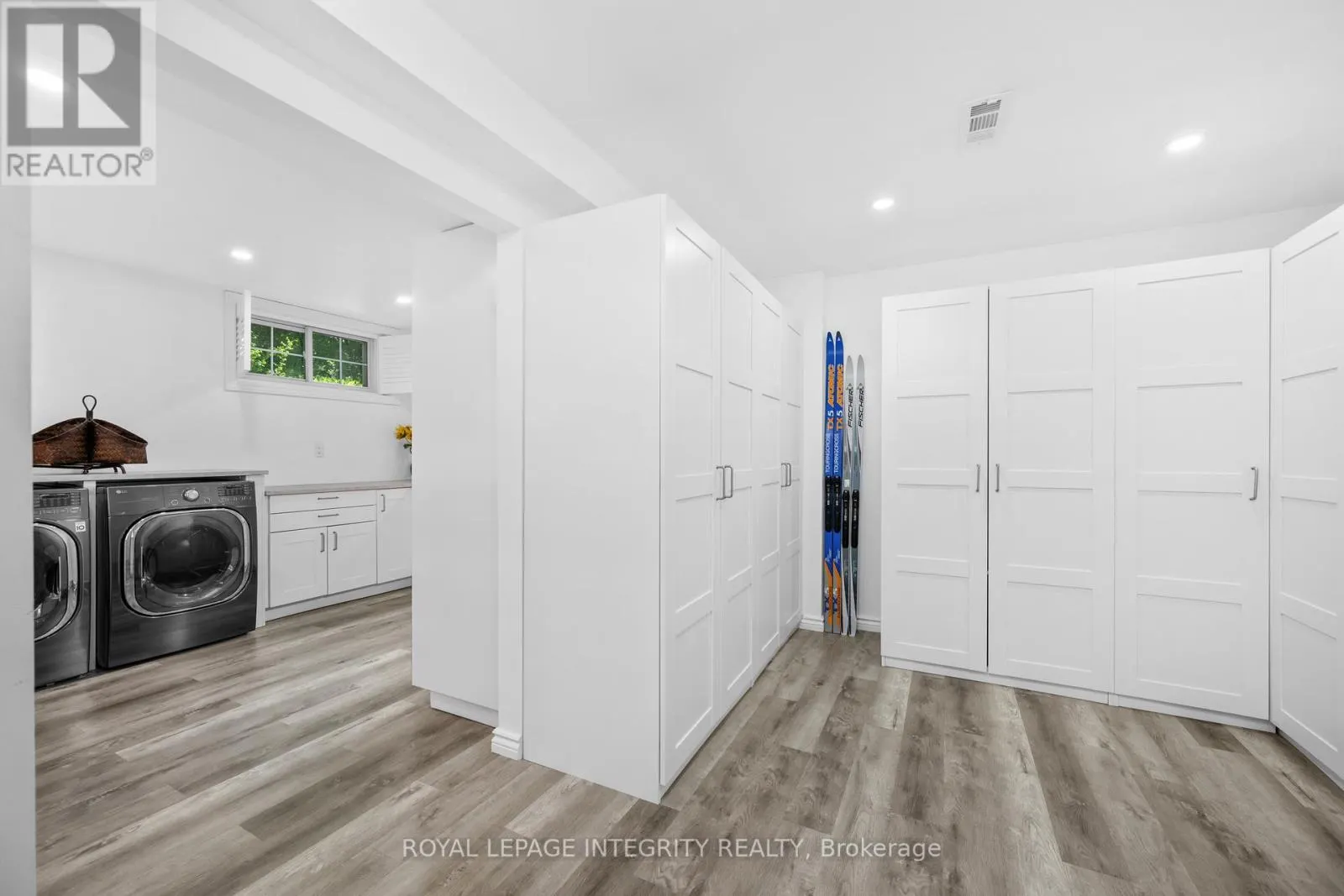 3 BRIARCLIFFE DRIVE