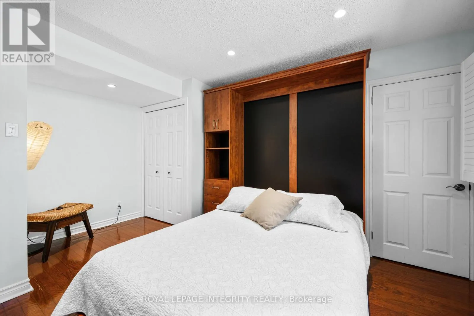 3 BRIARCLIFFE DRIVE