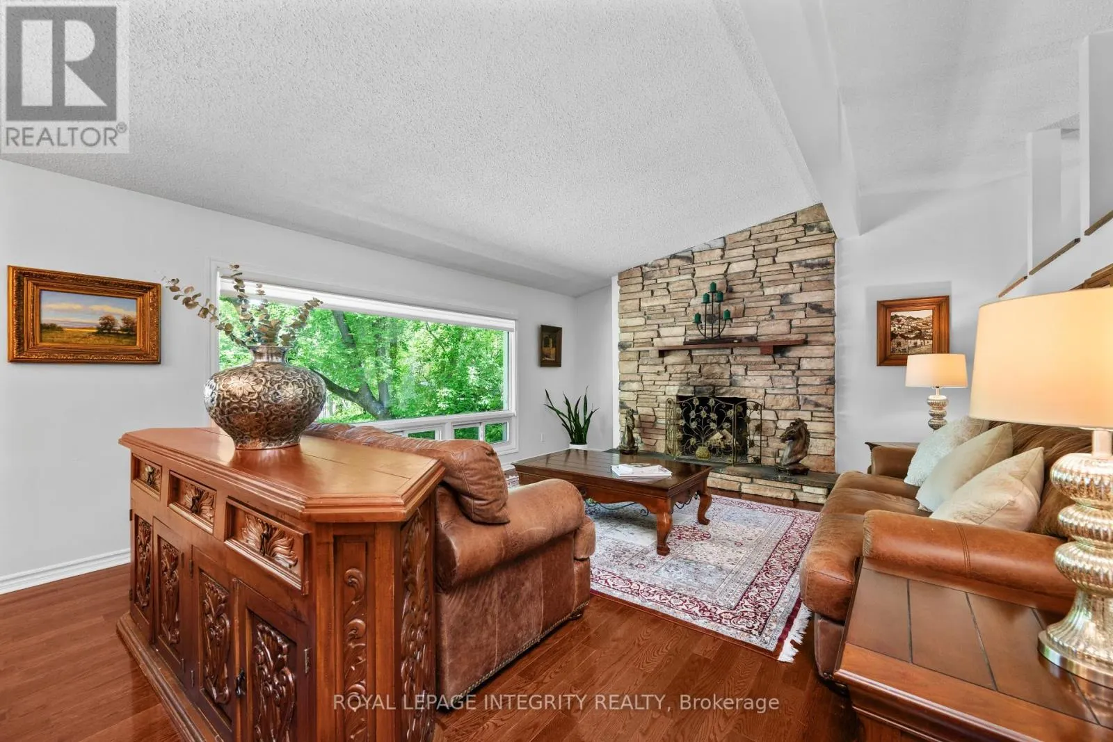 3 BRIARCLIFFE DRIVE