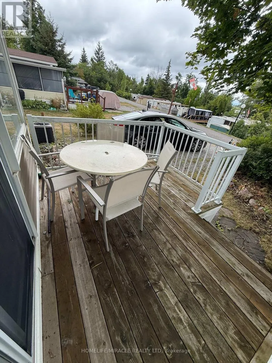 11 GRANDVIEW DRIVE