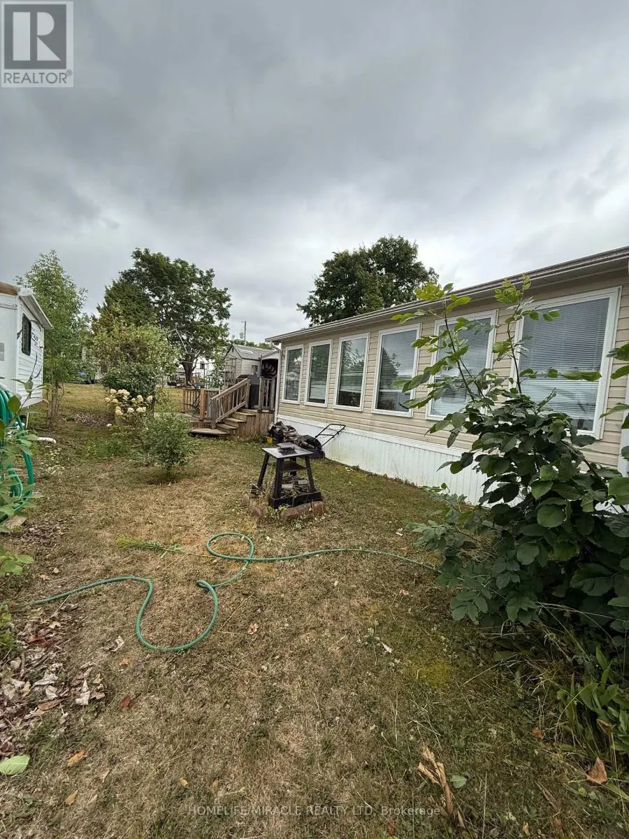 11 GRANDVIEW DRIVE