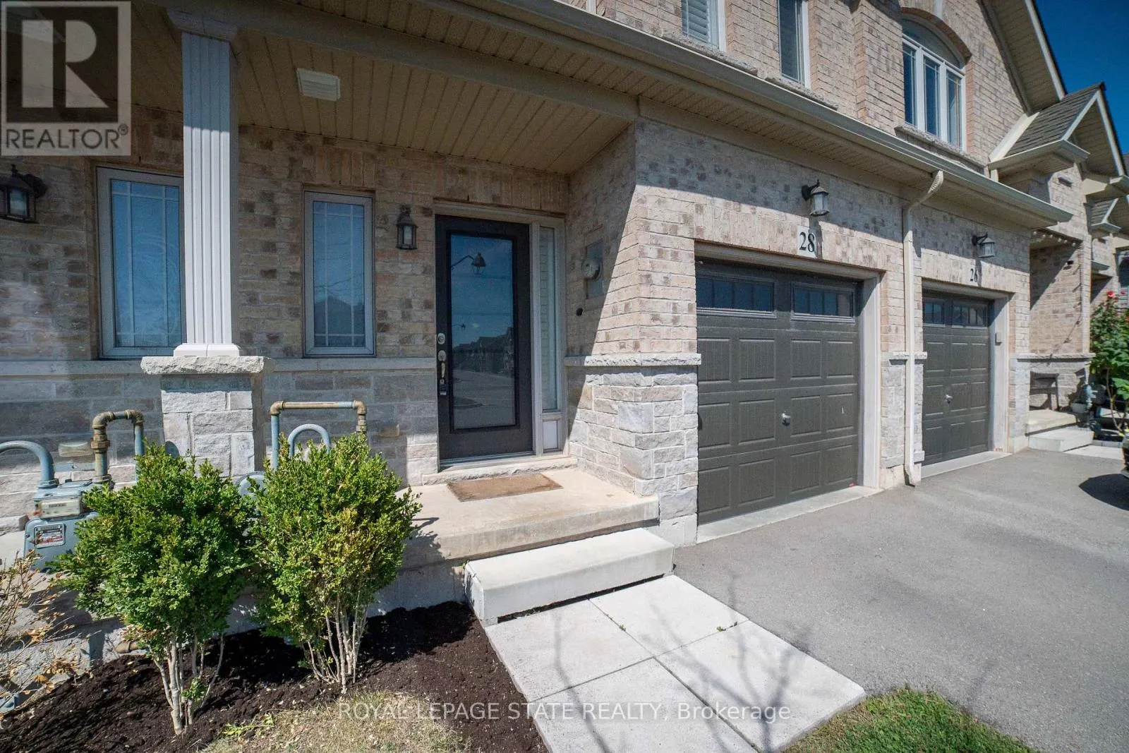 28 KINGSBOROUGH DRIVE
