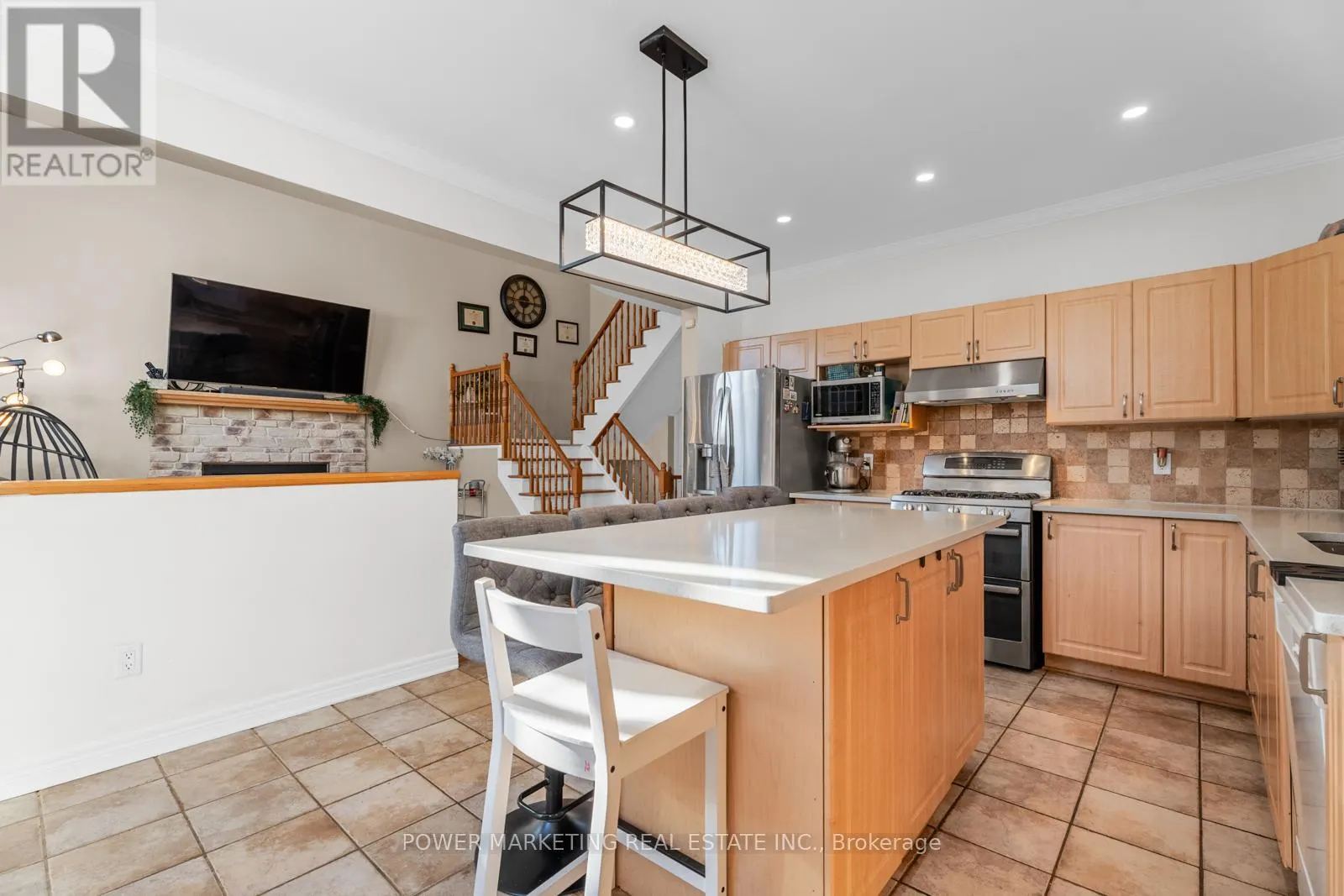 143 BOREALIS CRESCENT