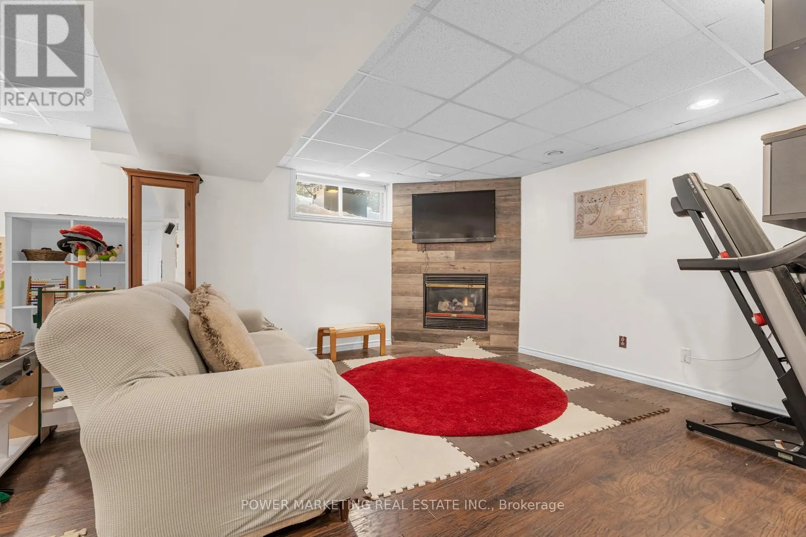 143 BOREALIS CRESCENT
